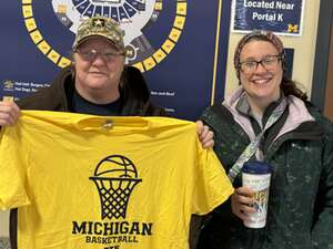 Michigan Wolverines - NCAA Men's Basketball vs Youngstown State Penguins