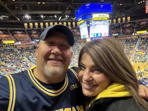 Michigan Wolverines - NCAA Men's Basketball vs Youngstown State Penguins