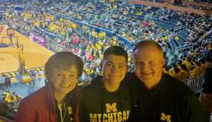 Michigan Wolverines - NCAA Men's Basketball vs Youngstown State Penguins