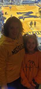 Michigan Wolverines - NCAA Men's Basketball vs Youngstown State Penguins