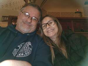 Theresa Caputo Live: the Experience