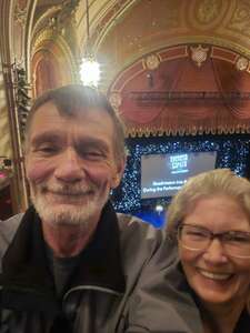 Theresa Caputo Live: the Experience