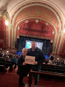 Theresa Caputo Live: the Experience