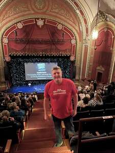 Theresa Caputo Live: the Experience