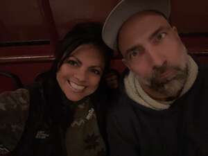 Theresa Caputo Live: the Experience