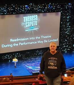 Theresa Caputo Live: the Experience