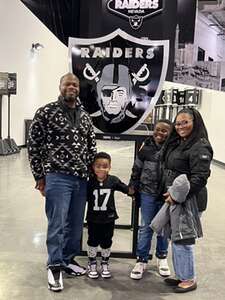 UNLV Rebels - NCAA Football vs Wyoming Cowboys