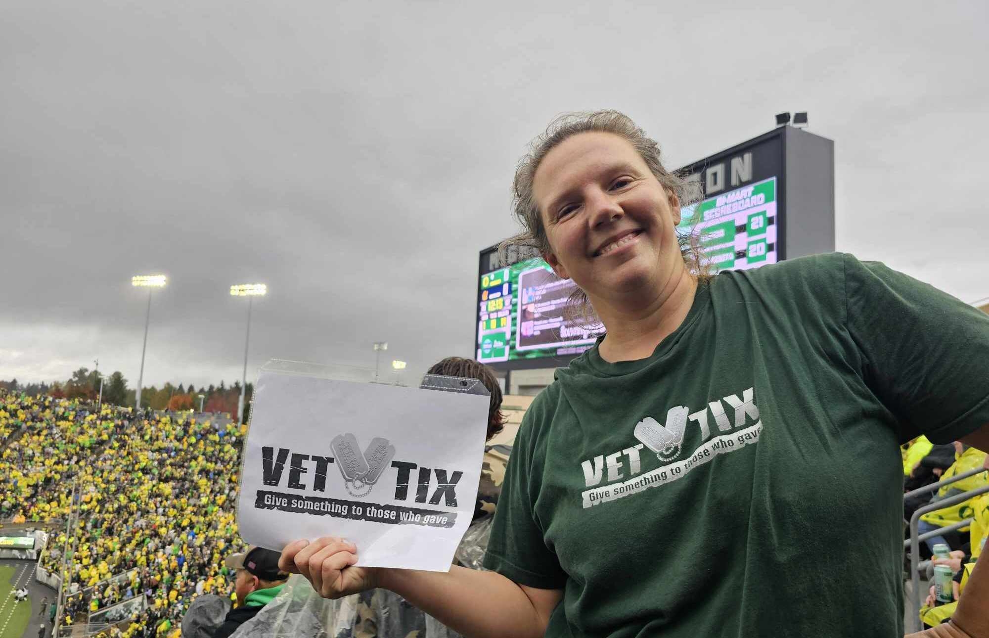 Oregon Ducks - NCAA Football vs California Golden Bears