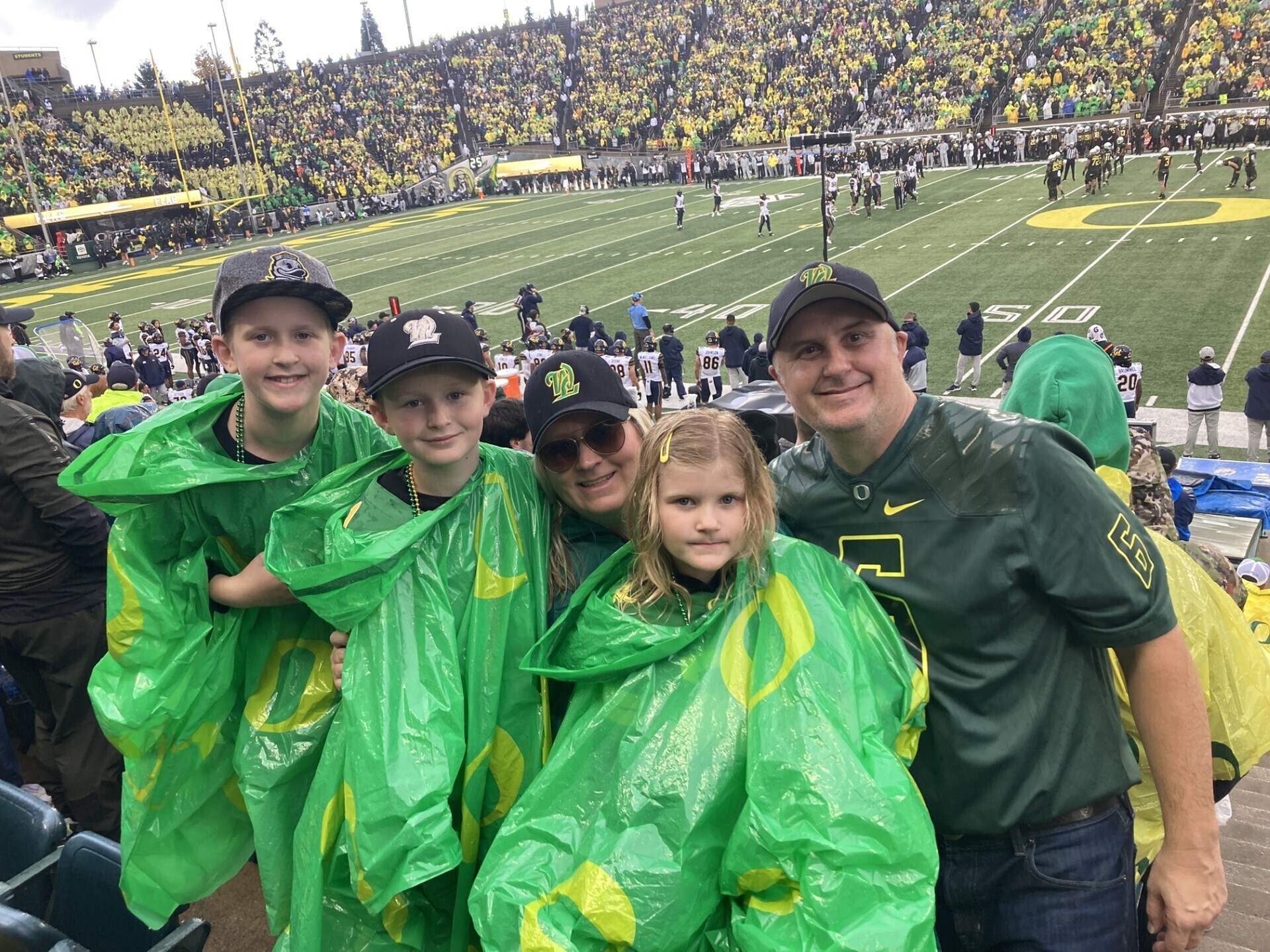 Oregon Ducks - NCAA Football vs California Golden Bears