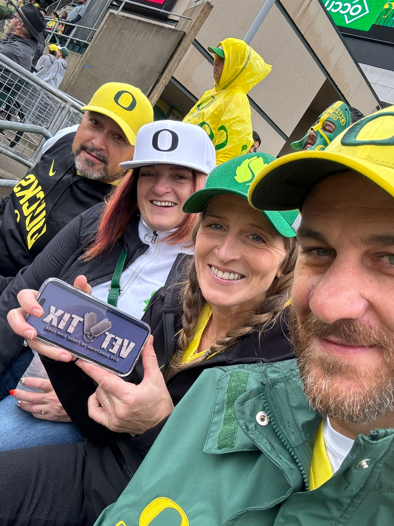 Oregon Ducks - NCAA Football vs California Golden Bears