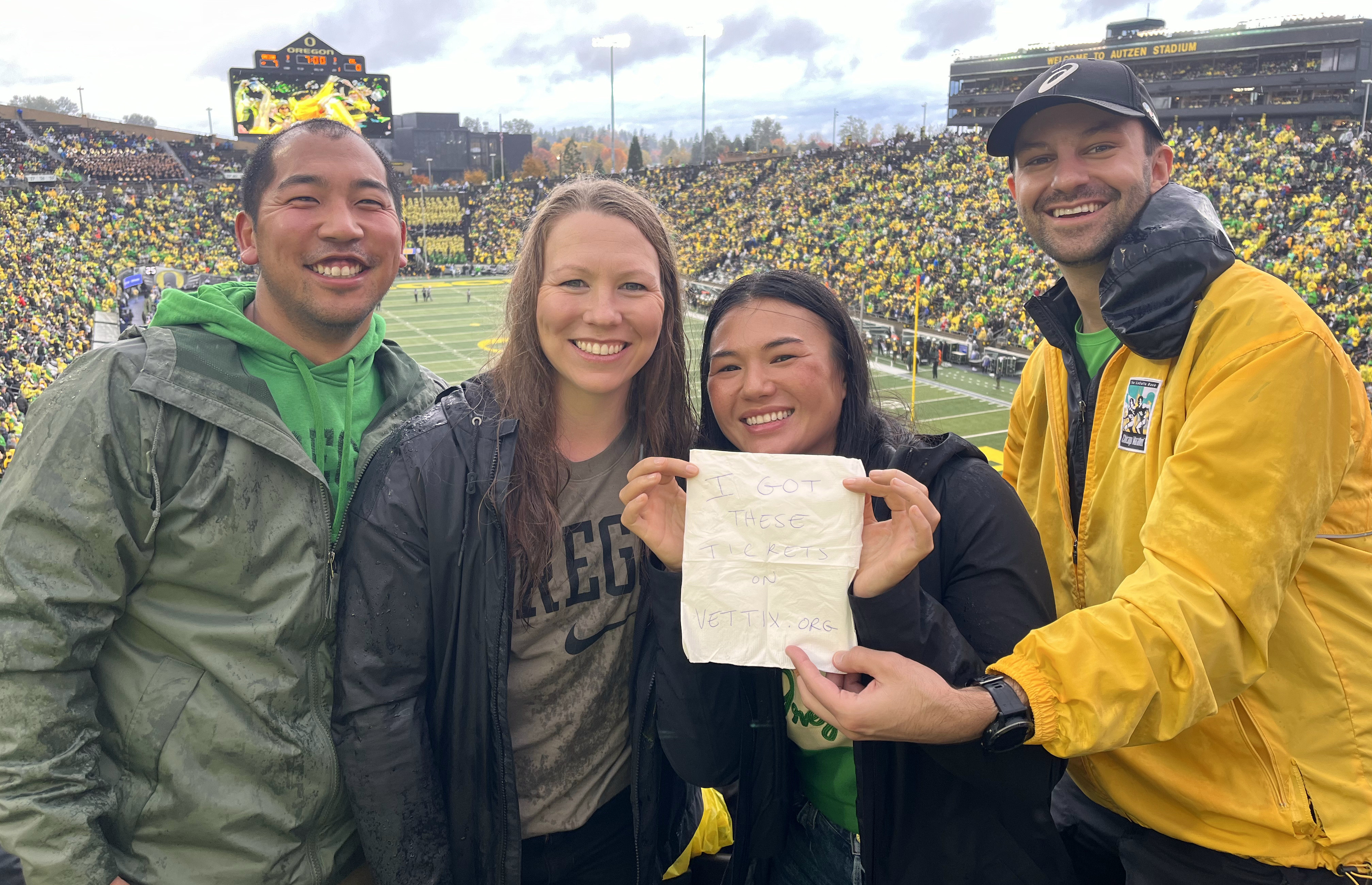 Oregon Ducks - NCAA Football vs California Golden Bears