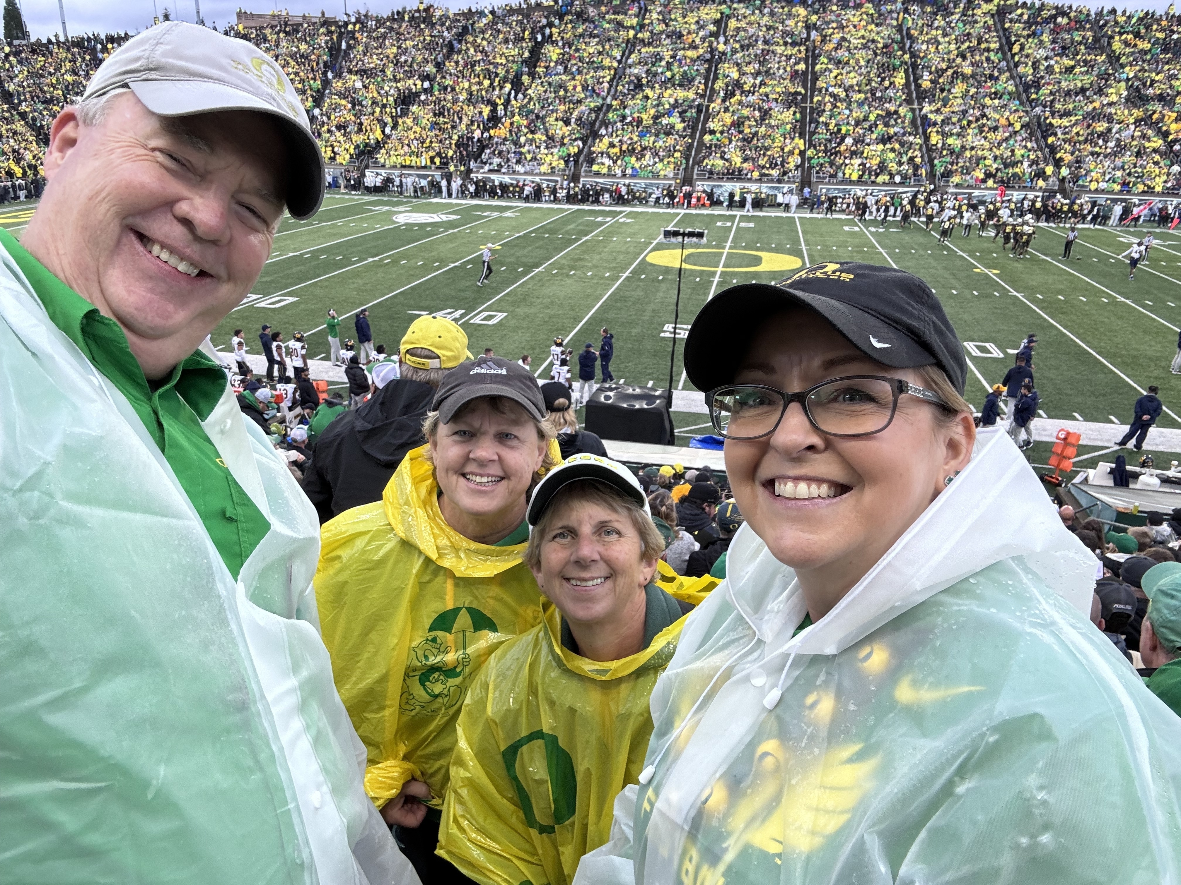 Oregon Ducks - NCAA Football vs California Golden Bears