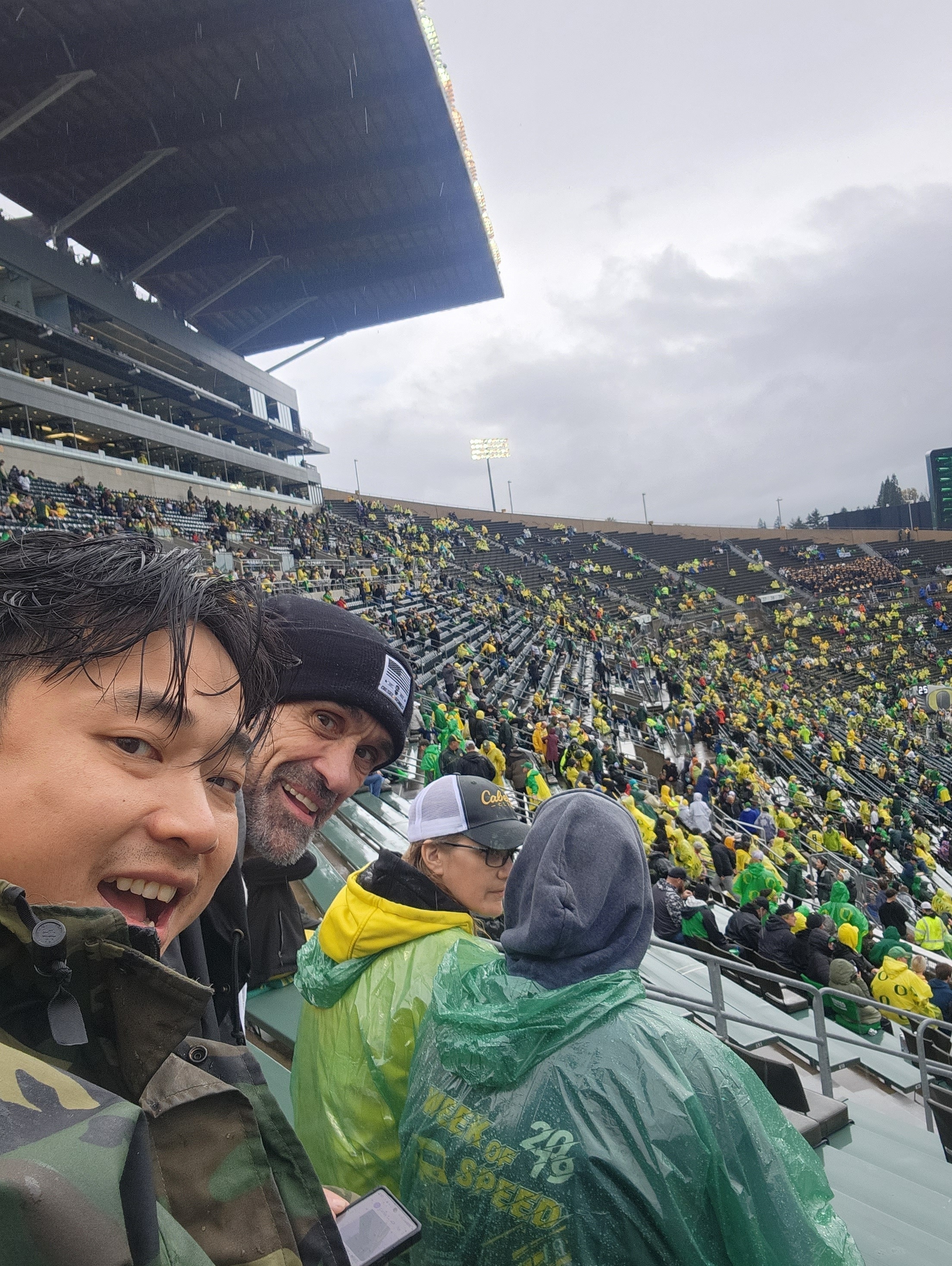 Oregon Ducks - NCAA Football vs California Golden Bears