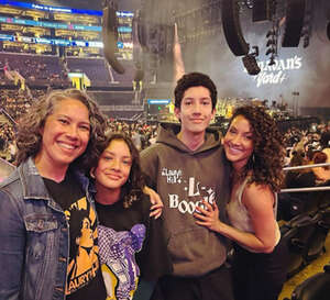 Ms. Lauryn Hill & Fugees: Miseducation of Lauryn Hill 25th Anniversary Tour