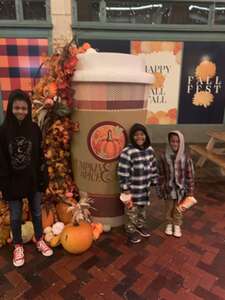 Dr. Seuss' How the Grinch Stole Christmas! The Musical (touring)