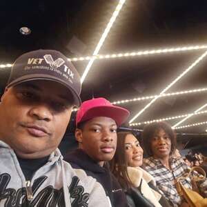 Hollywood Fight Nights Nyc: Walsh vs. Villarreal