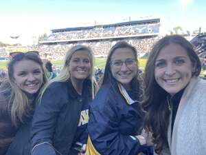 Navy Midshipmen - NCAA Football vs East Carolina Pirates