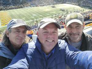 Navy Midshipmen - NCAA Football vs East Carolina Pirates