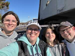 Navy Midshipmen - NCAA Football vs East Carolina Pirates