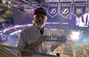 93. 3 Flz's Jingle Ball Ft. Niall Horan, Teddy Swims and More