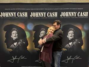 Johnny Cash: the Official Concert Experience