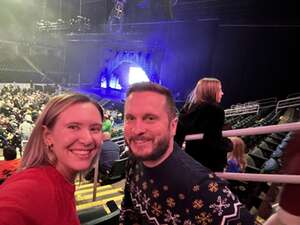 Cirque Musica Holiday Wonderland