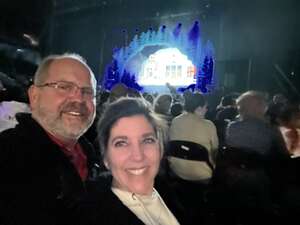 Cirque Musica Holiday Wonderland