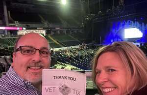 Cirque Musica Holiday Wonderland