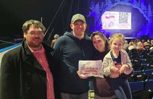 Cirque Musica Holiday Wonderland