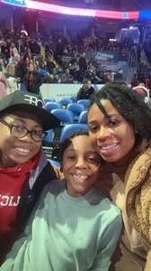 Cirque Musica Holiday Wonderland