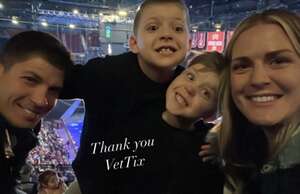 Disney on Ice Presents Frozen & Encanto