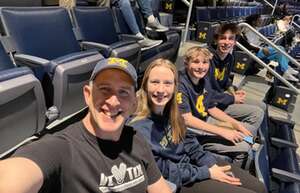 Michigan Wolverines - NCAA Men's Basketball vs Wisconsin-Madison Badgers