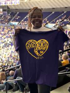 Louisiana State University Tigers - NCAA Men's Basketball vs Mississippi State Bulldogs