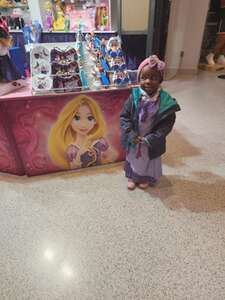 Disney on Ice Presents Find Your Hero