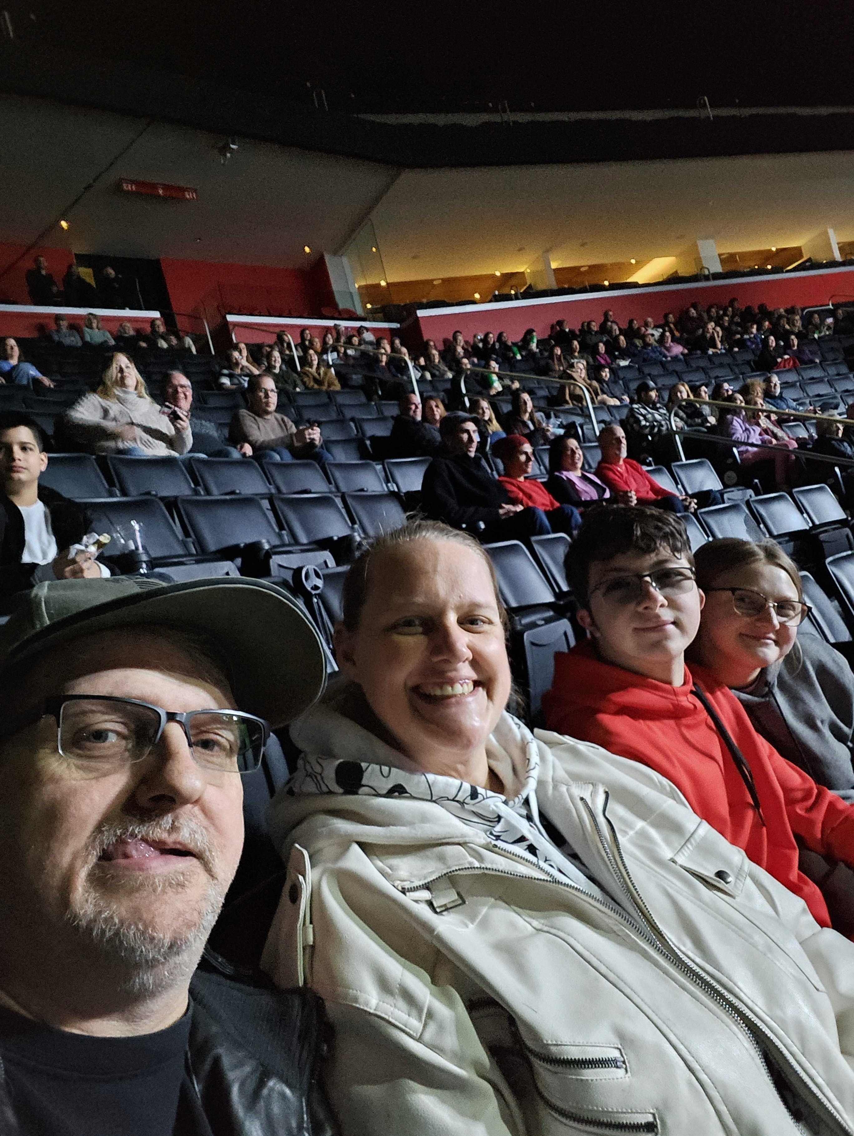 Cirque Du Soleil: Crystal