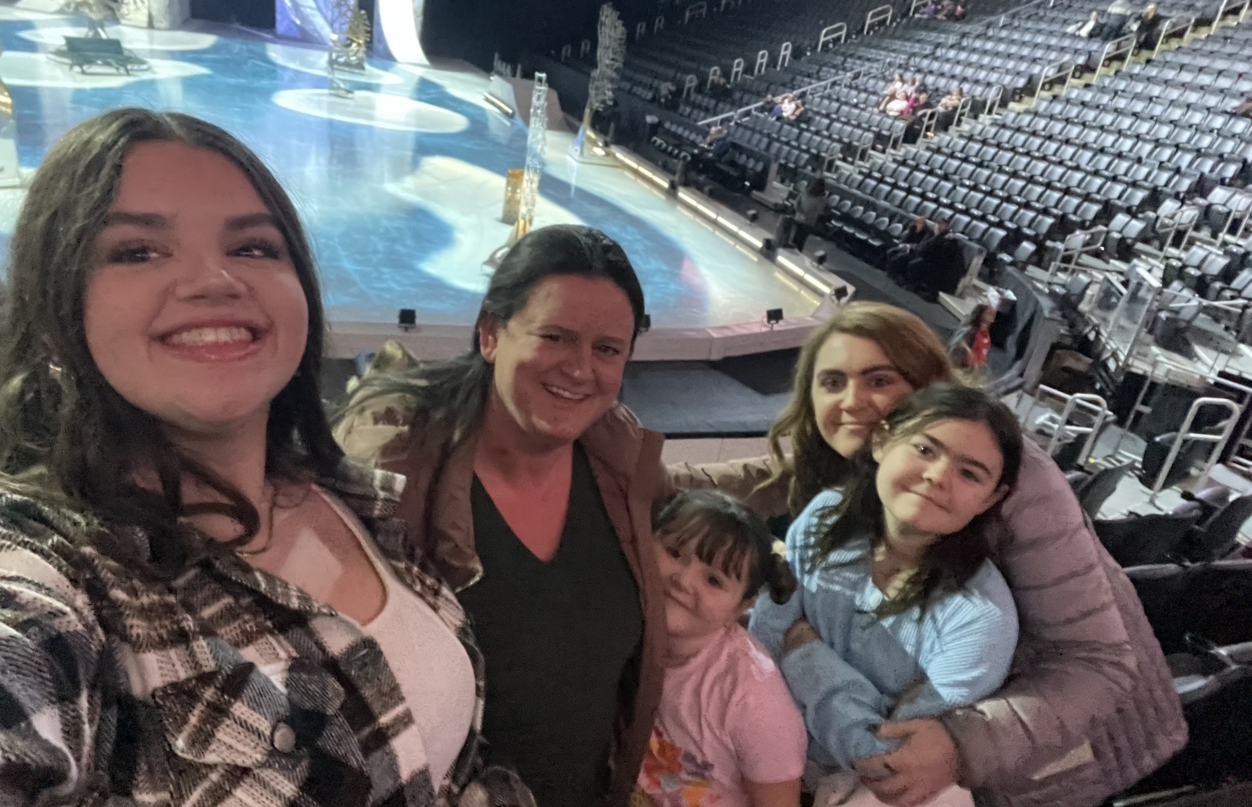 Cirque Du Soleil: Crystal