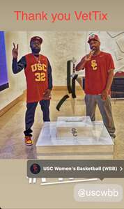 USC Trojans - NCAA Women's Basketball vs Washington Huskies