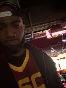 USC Trojans - NCAA Men's Basketball vs Oregon Ducks