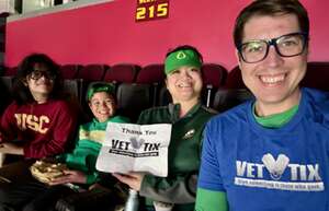 USC Trojans - NCAA Men's Basketball vs Oregon Ducks