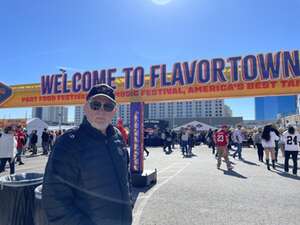 Guy's Flavortown Tailgate With Dustin Lynch and Diplo