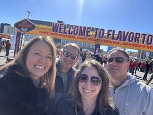 Guy's Flavortown Tailgate With Dustin Lynch and Diplo