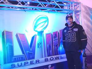 Guy's Flavortown Tailgate With Dustin Lynch and Diplo