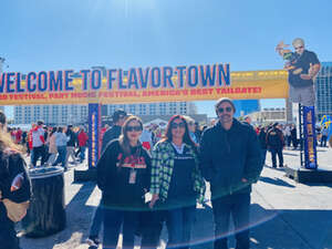 Guy's Flavortown Tailgate With Dustin Lynch and Diplo