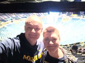 Michigan Wolverines - NCAA Men's Basketball vs Rutgers Scarlet Knights