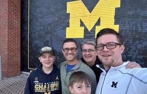 Michigan Wolverines - NCAA Men's Basketball vs Rutgers Scarlet Knights