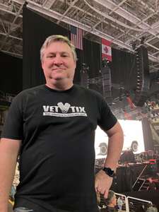 Bryan Adams: So Happy It Hurts w/ Eurythmics Songbook ft. Dave Stewart