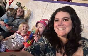 Disney on ice presents mickey's search party