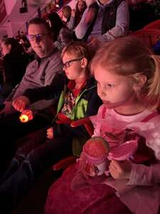 Disney on ice presents mickey's search party