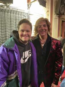 DAYBREAK - The Music & Passion of Barry Manilow