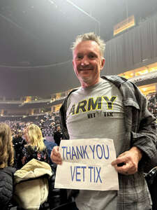 Bryan Adams: So Happy It Hurts w/ Eurythmics Songbook ft. Dave Stewart